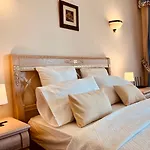 Villa Kishni, Peaceful And Luxury