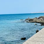 Villa Kishni, Peaceful And Luxury