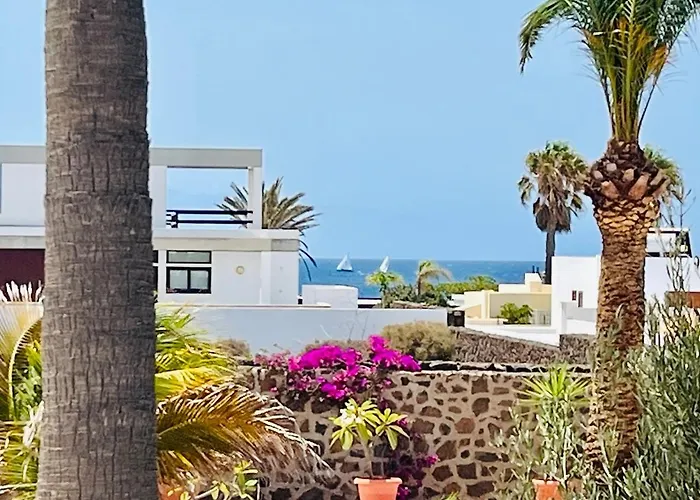 Kishni, Peaceful And Luxury Villa *