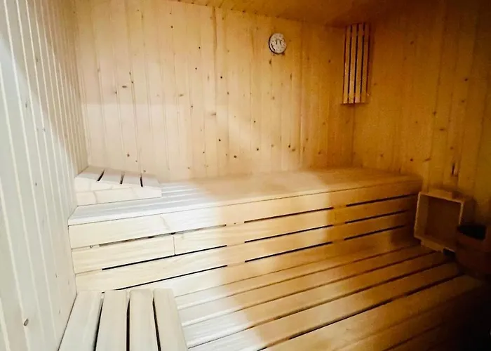 Kishni, Peaceful And Luxury *