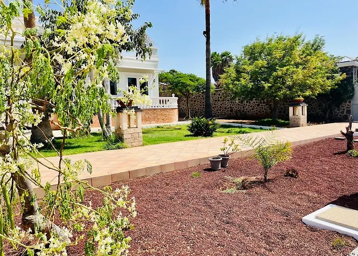 Kishni, Peaceful And Luxury Villa